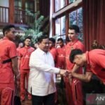 Presiden Prabowo Subianto Rayakan Kemenangan Timnas Indonesia Melalui Makan Bersama